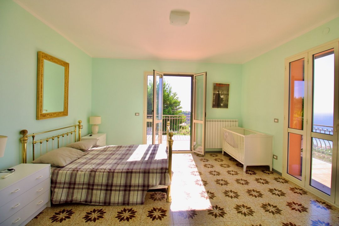 A vendre villa in zone tranquille Bordighera Liguria foto 35