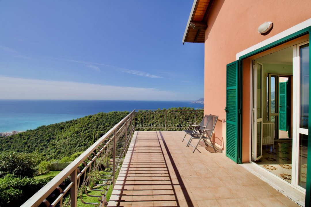 Se vende villa in zona tranquila Bordighera Liguria foto 39