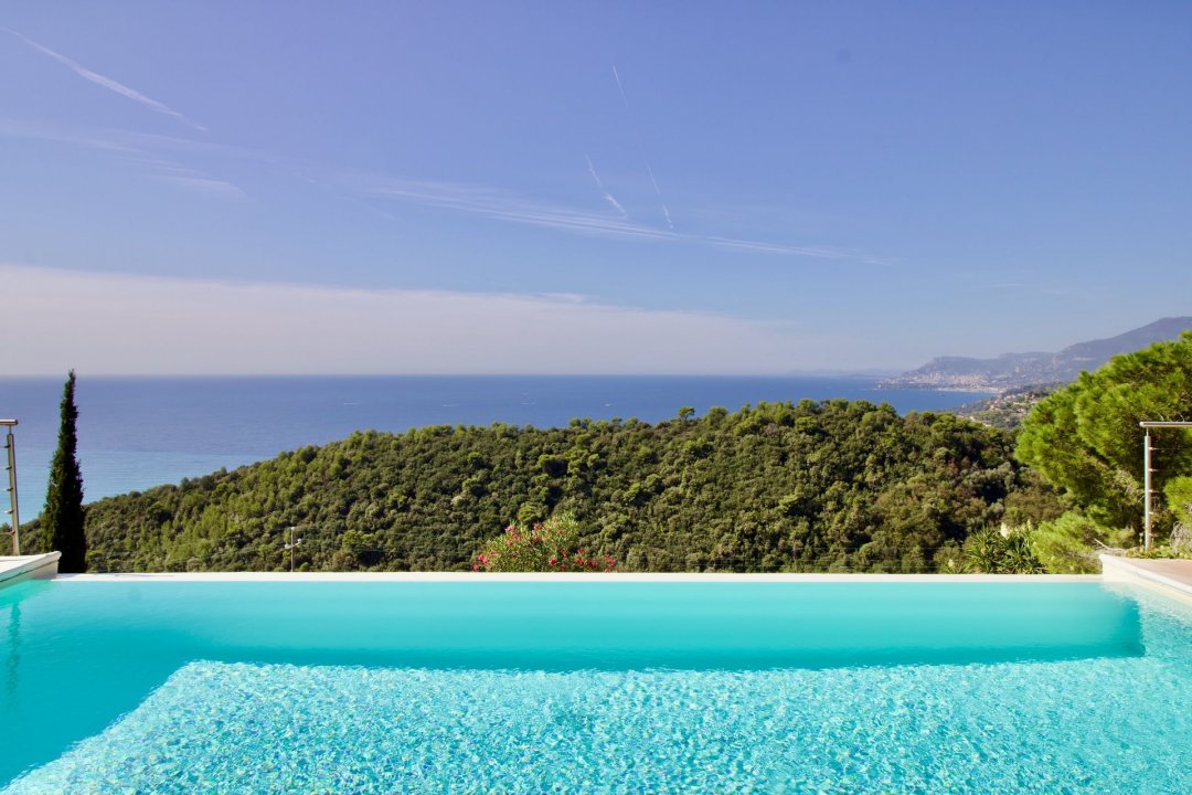 Se vende villa in zona tranquila Bordighera Liguria foto 45