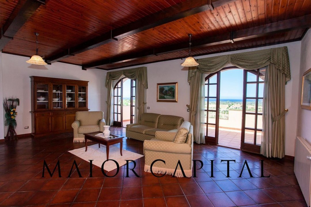 For sale villa by the sea Budoni Sardegna foto 7