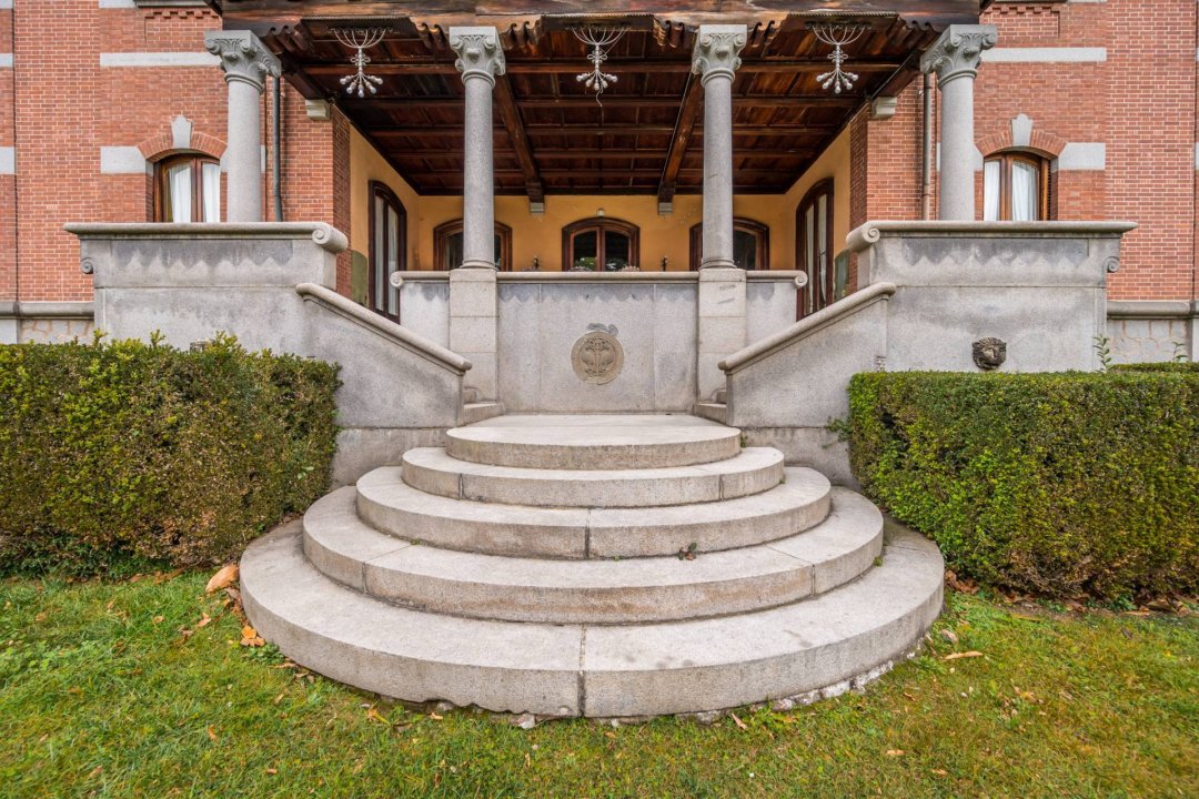 A vendre villa in zone tranquille Biella Piemonte foto 49