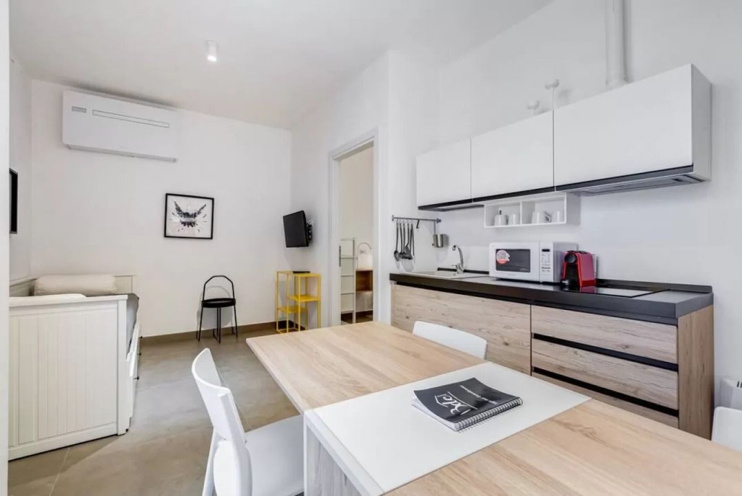 Rent apartment in city Roma Lazio foto 6