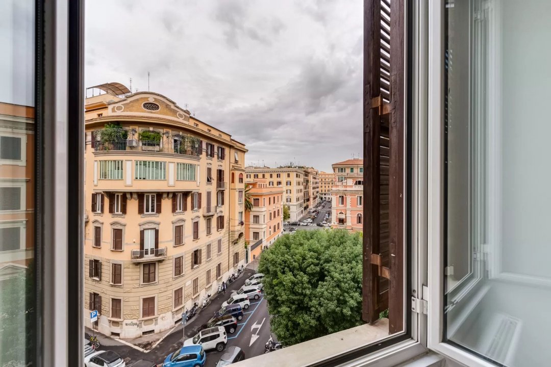 Rent apartment in city Roma Lazio foto 24