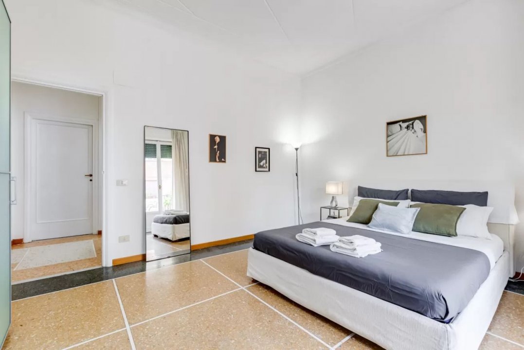 Rent apartment in city Roma Lazio foto 3