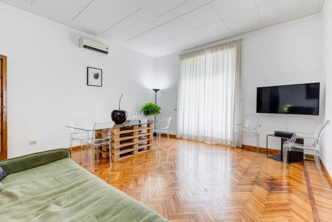 Rent apartment in city Roma Lazio foto 18