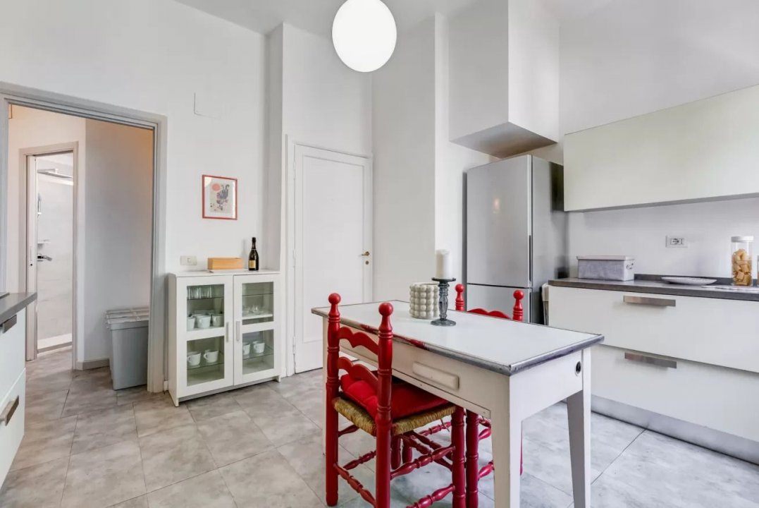 Rent apartment in city Roma Lazio foto 24
