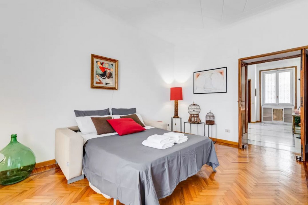 Rent apartment in city Roma Lazio foto 27
