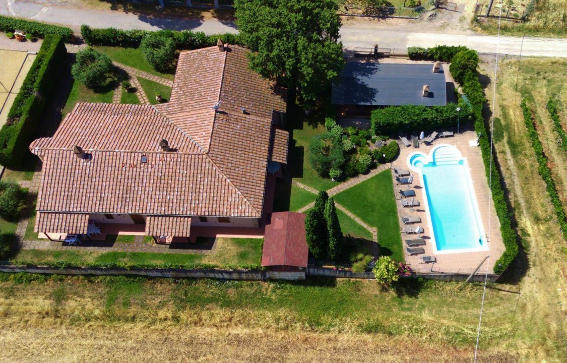 For sale cottage in quiet zone Castiglione del Lago Umbria foto 7