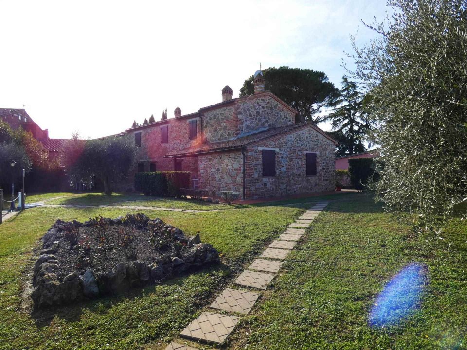For sale cottage in quiet zone Castiglione del Lago Umbria foto 15