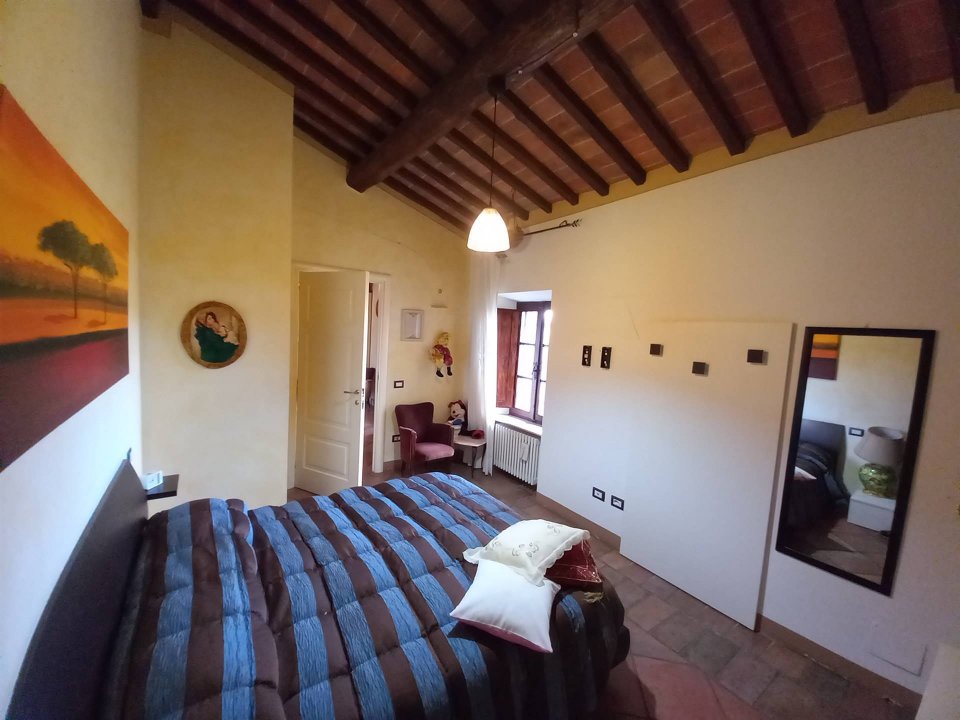 For sale cottage in quiet zone Asciano Toscana foto 23