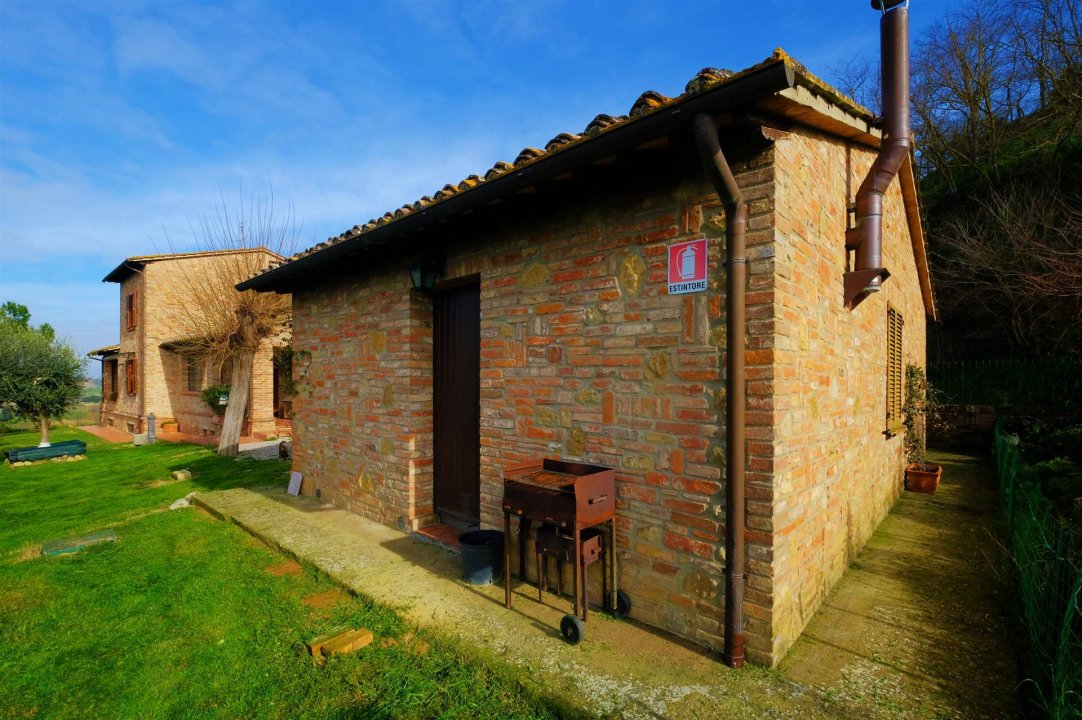 For sale cottage in quiet zone Montepulciano Toscana foto 6