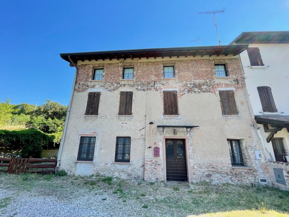 For sale cottage in quiet zone Solferino Lombardia foto 29