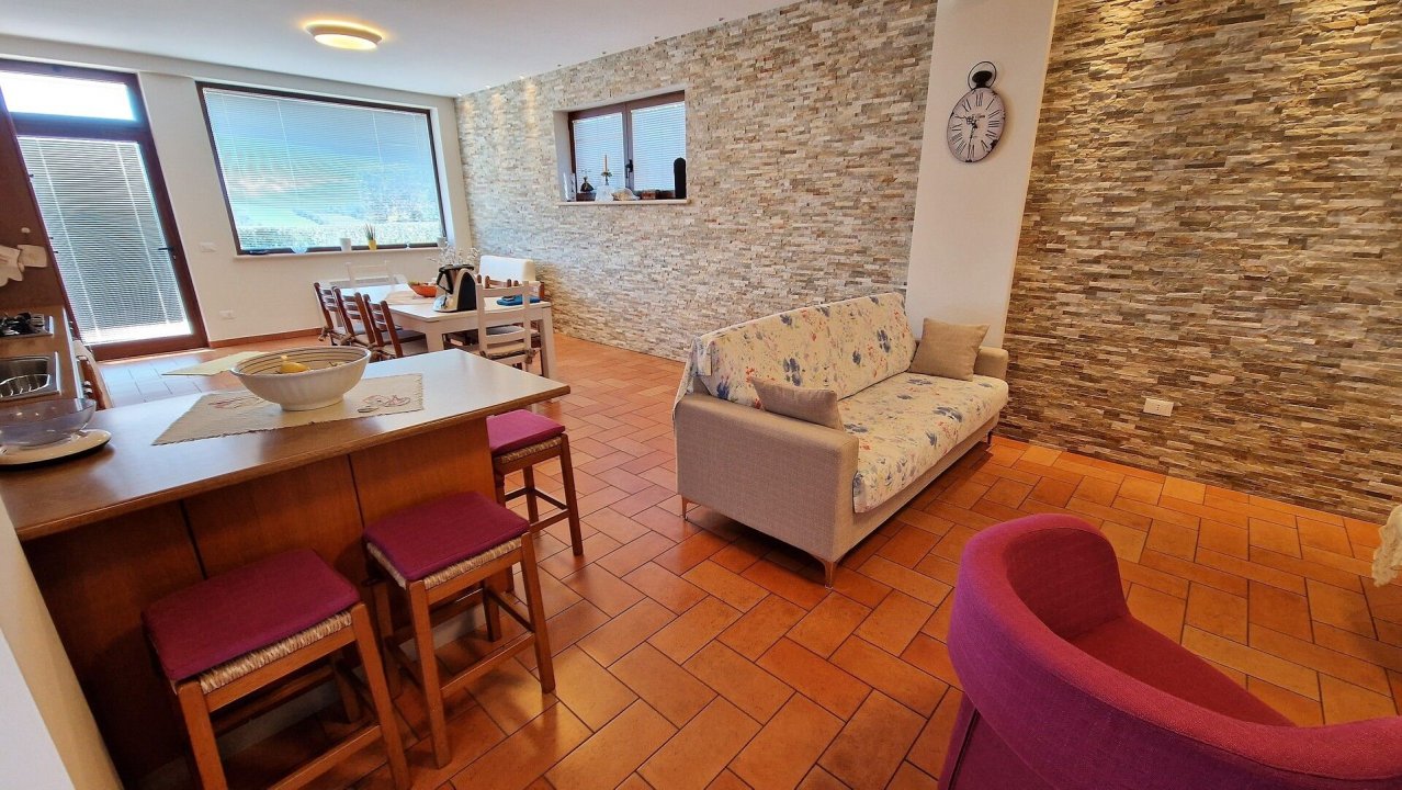 A vendre villa in zone tranquille Ancarano Abruzzo foto 17