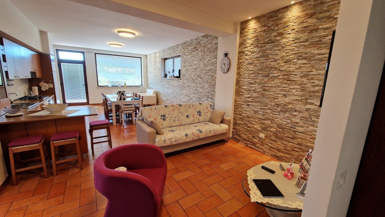 A vendre villa in zone tranquille Ancarano Abruzzo foto 18