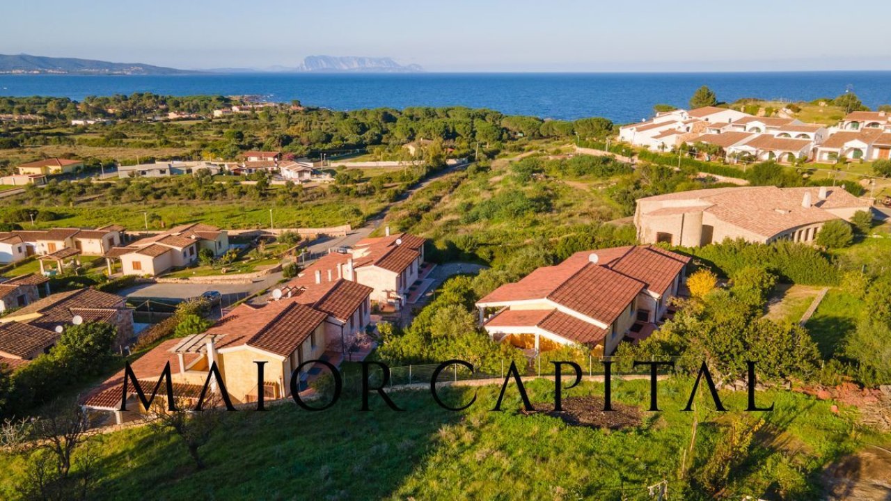 For sale villa by the sea Budoni Sardegna foto 3