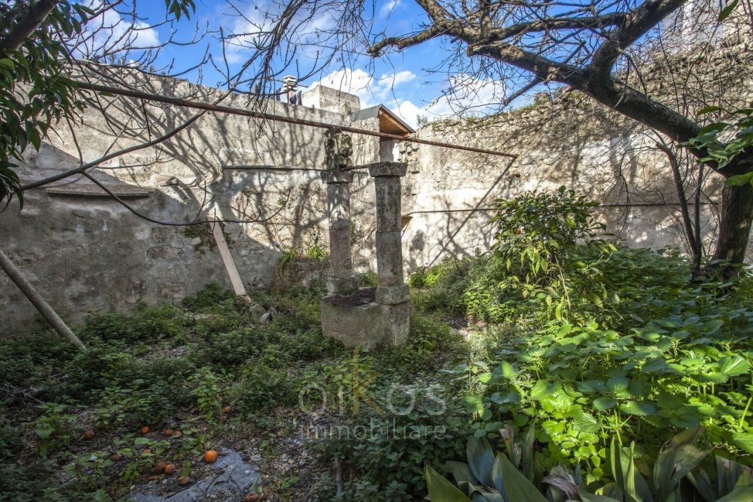 Para venda palácio in cidade Oria Puglia foto 27