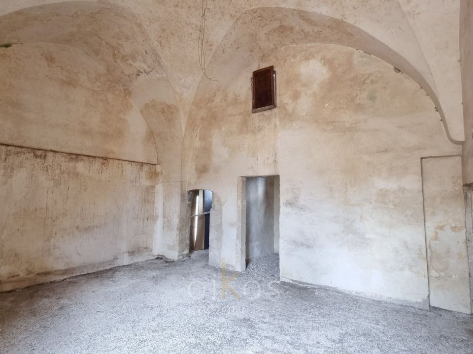 Para venda palácio in cidade Oria Puglia foto 42