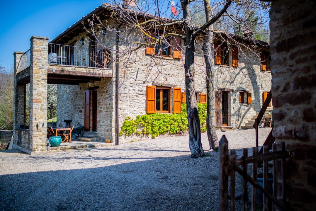 For sale cottage in quiet zone Levice Piemonte foto 1