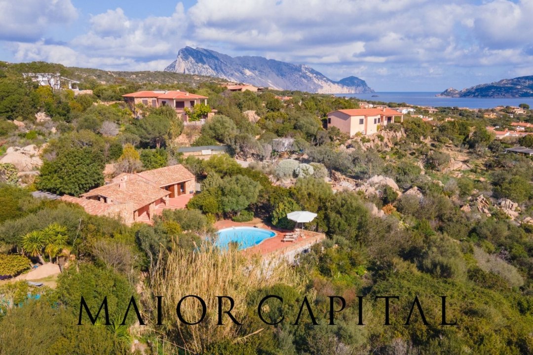 For sale villa by the sea San Teodoro Sardegna foto 1
