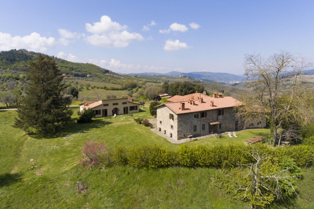 For sale cottage in quiet zone Pelago Toscana foto 3