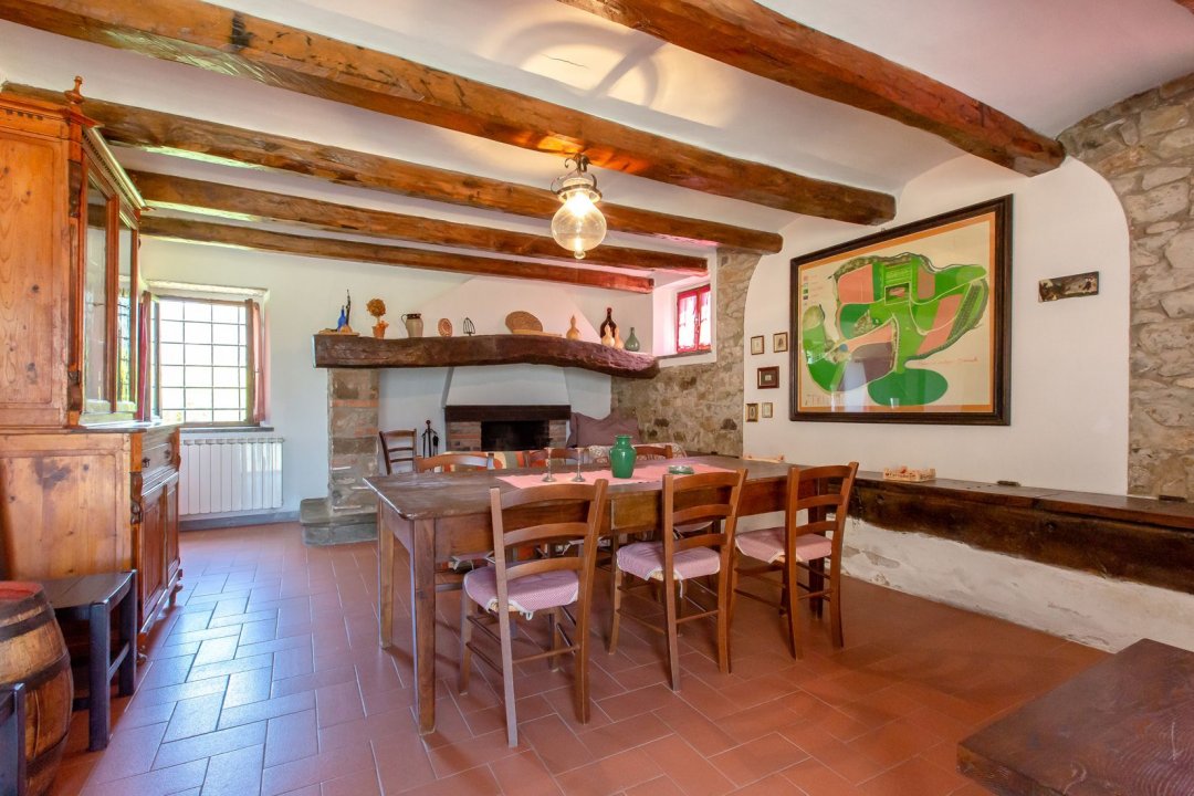 For sale cottage in quiet zone Pelago Toscana foto 7