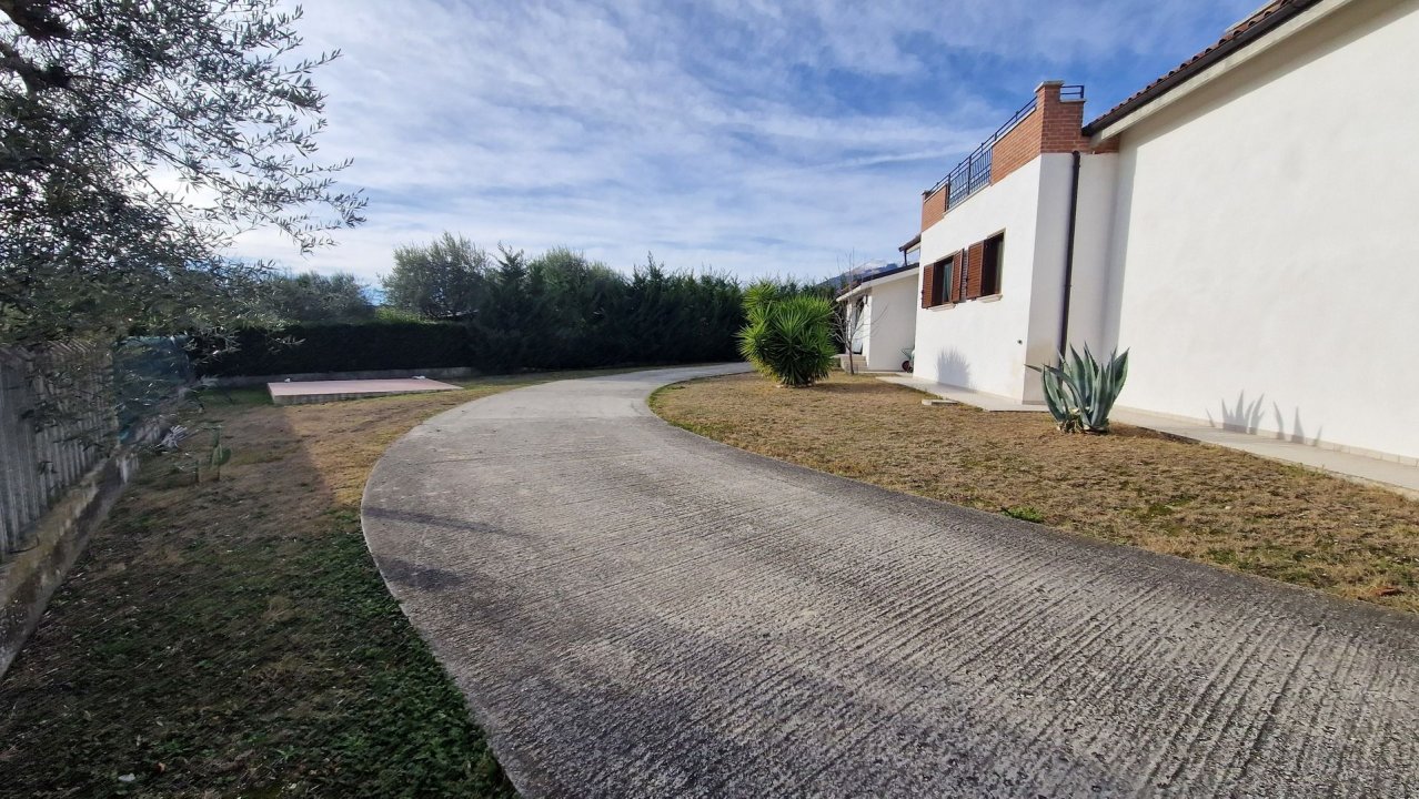 Zu verkaufen villa in ruhiges gebiet Sant´Egidio alla Vibrata Abruzzo foto 46