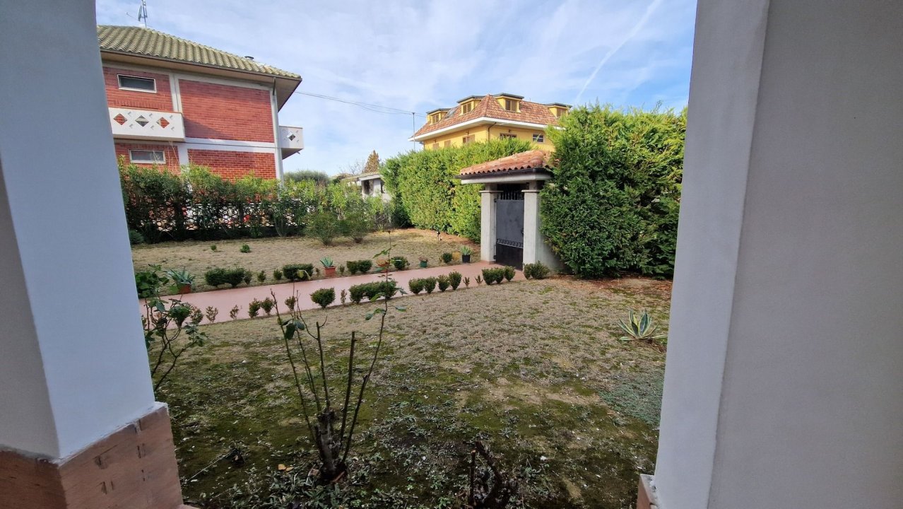 Se vende villa in zona tranquila Sant´Egidio alla Vibrata Abruzzo foto 56