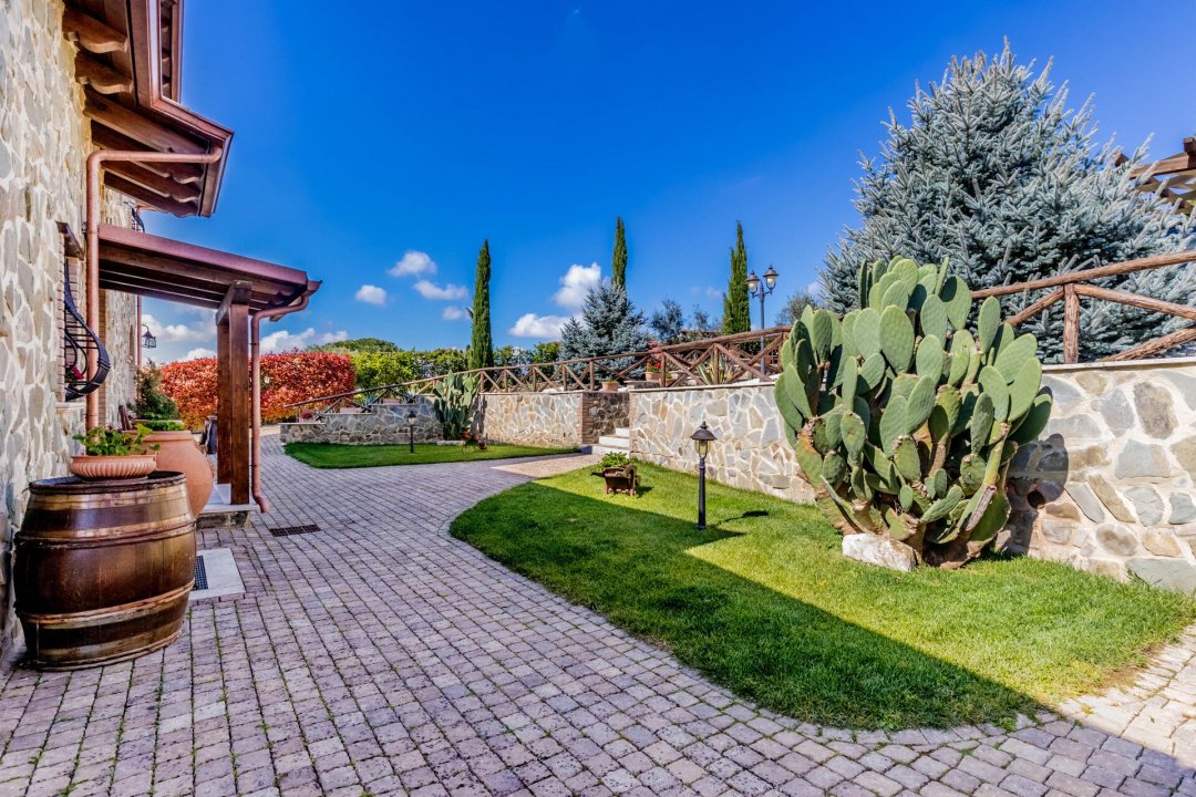 Se vende villa in zona tranquila Guidonia Montecelio Lazio foto 4