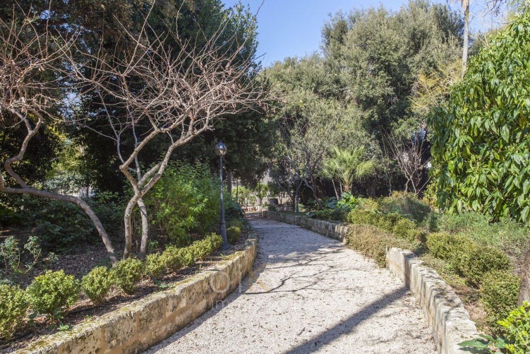 Se vende palacio in zona tranquila Manduria Puglia foto 35