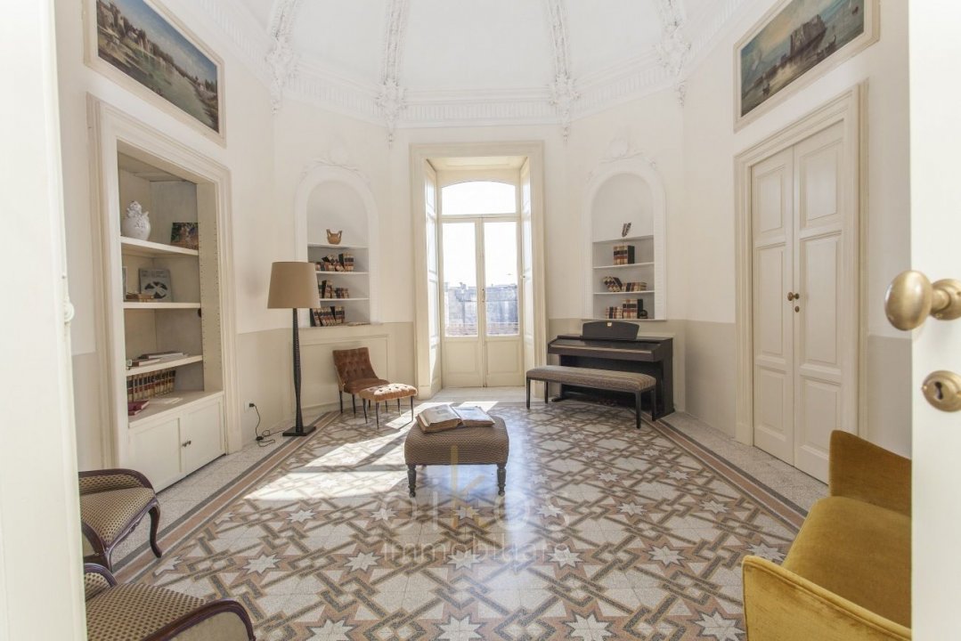 Para venda palácio in zona tranquila Manduria Puglia foto 6
