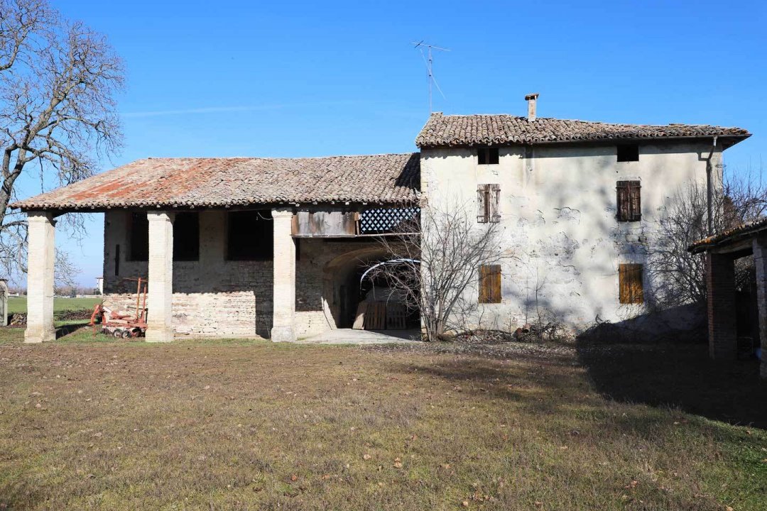 For sale cottage in quiet zone Felino Emilia-Romagna foto 3