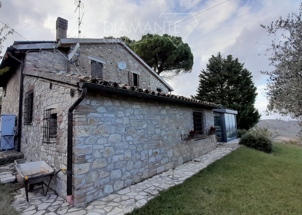 Zu verkaufen villa in berg Monte Castello di Vibio Umbria foto 29