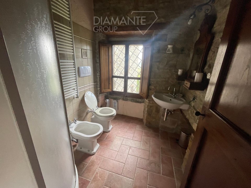 For sale cottage in quiet zone Gubbio Umbria foto 15