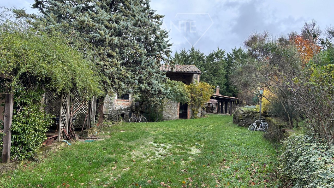 For sale cottage in quiet zone Gubbio Umbria foto 25