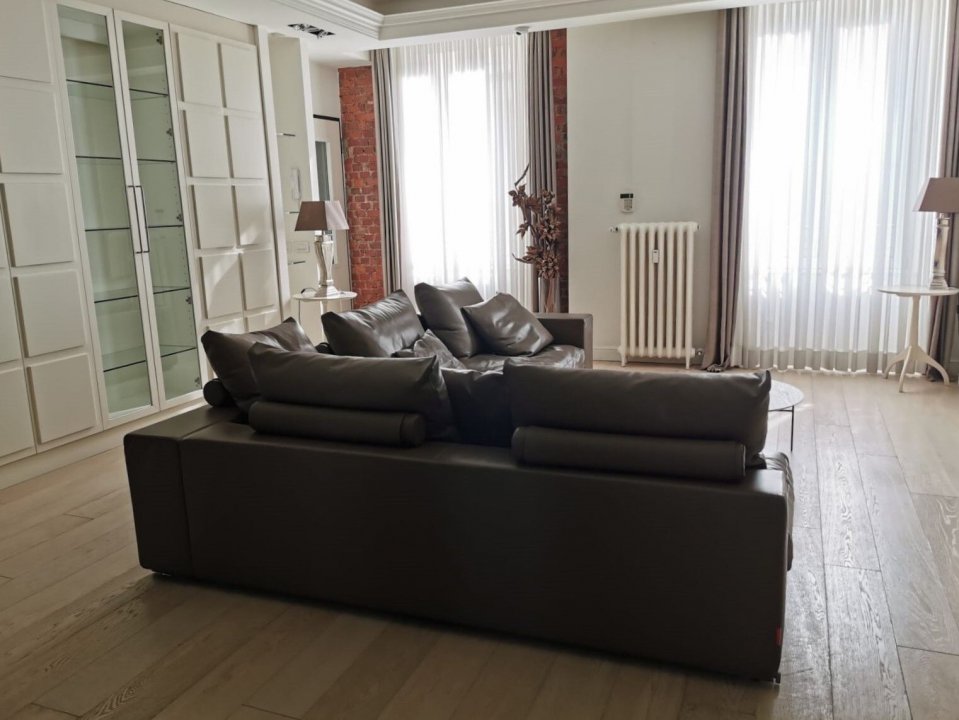 Rent apartment in  Milano Lombardia foto 10