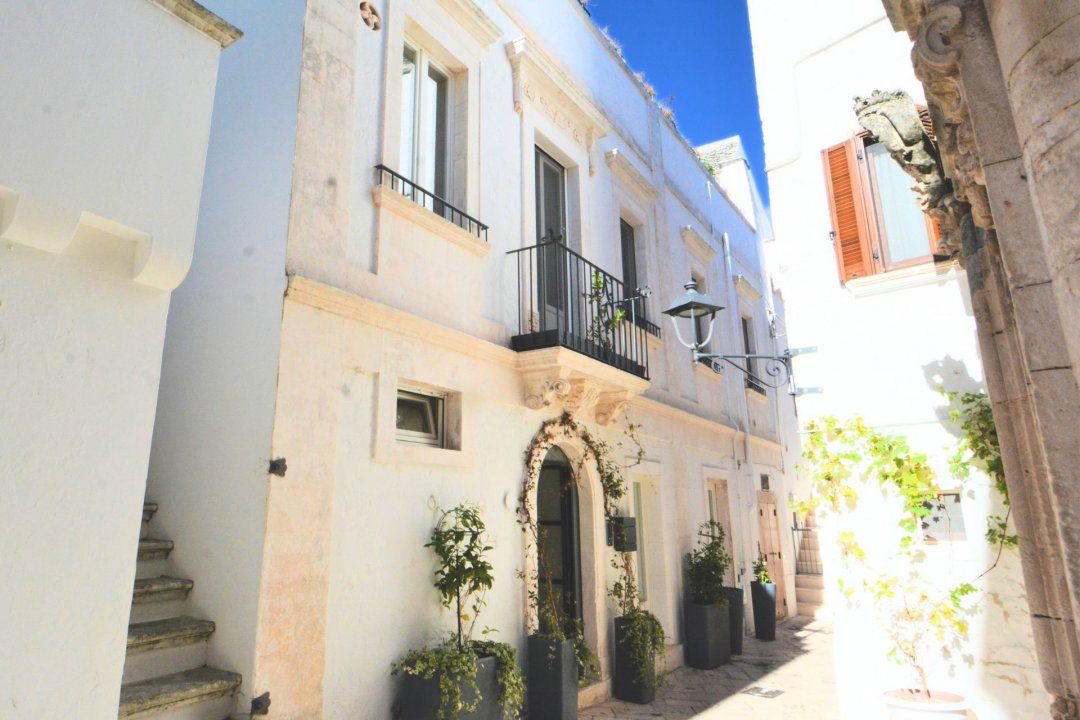 A vendre palais in ville Locorotondo Puglia foto 1
