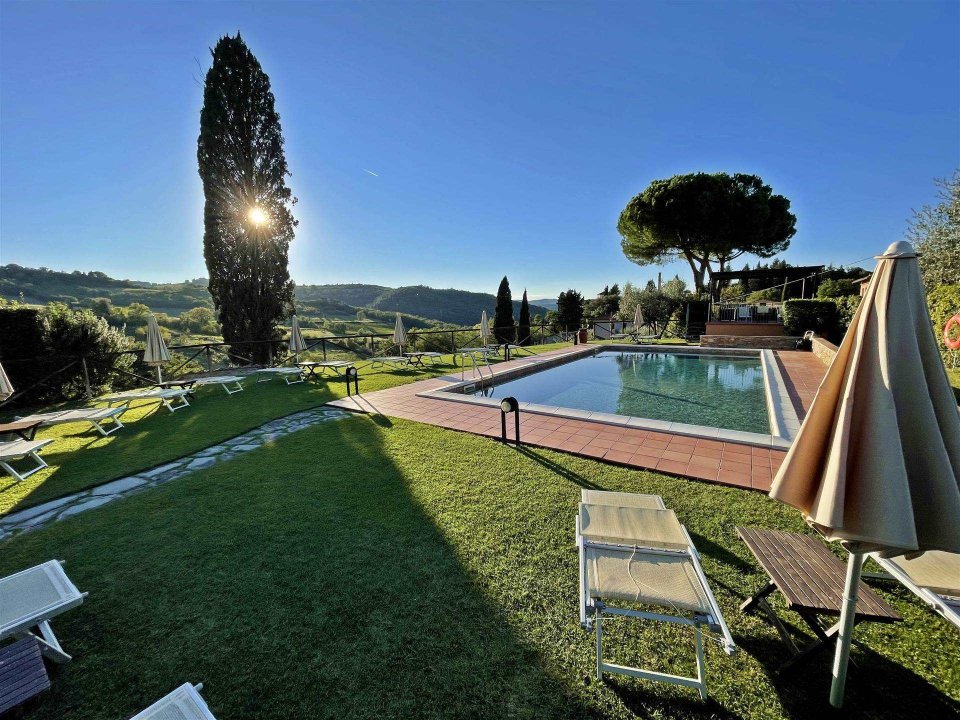 For sale cottage in quiet zone San Gimignano Toscana foto 4