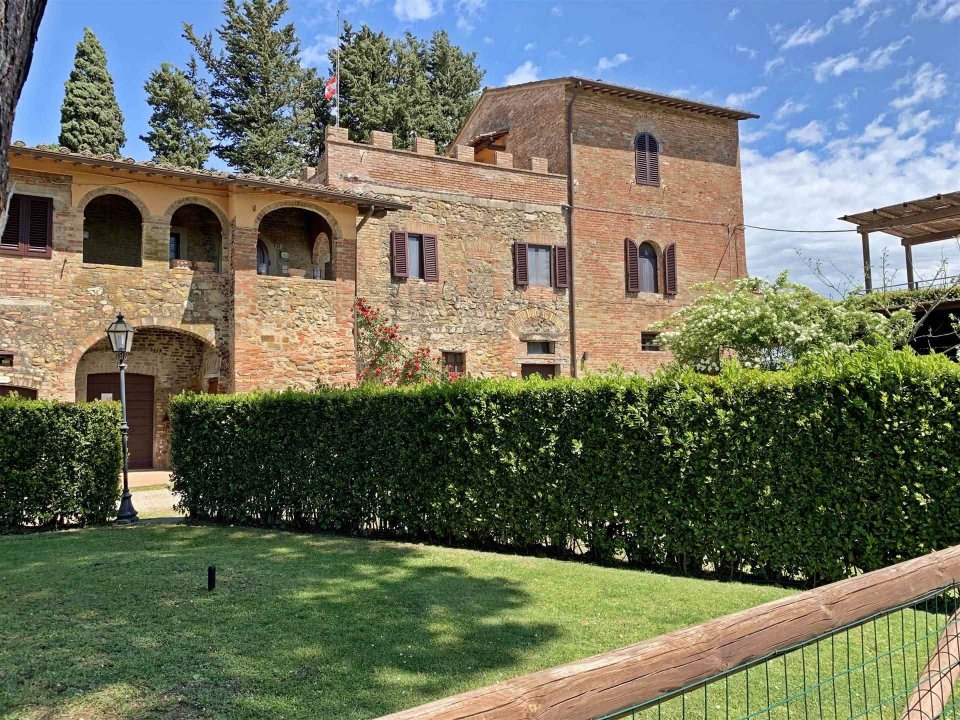 For sale cottage in quiet zone San Gimignano Toscana foto 2