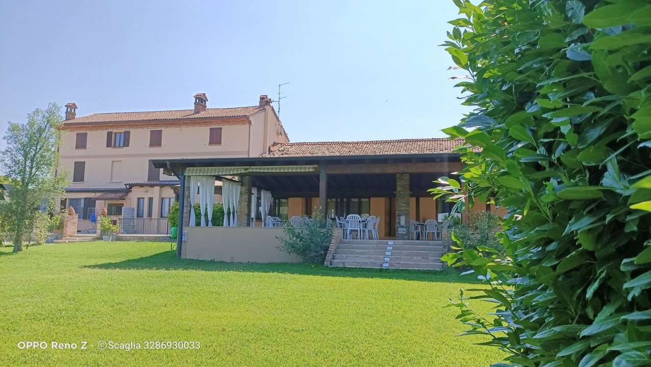 For sale cottage in quiet zone Ponte dell´Olio Emilia-Romagna foto 2
