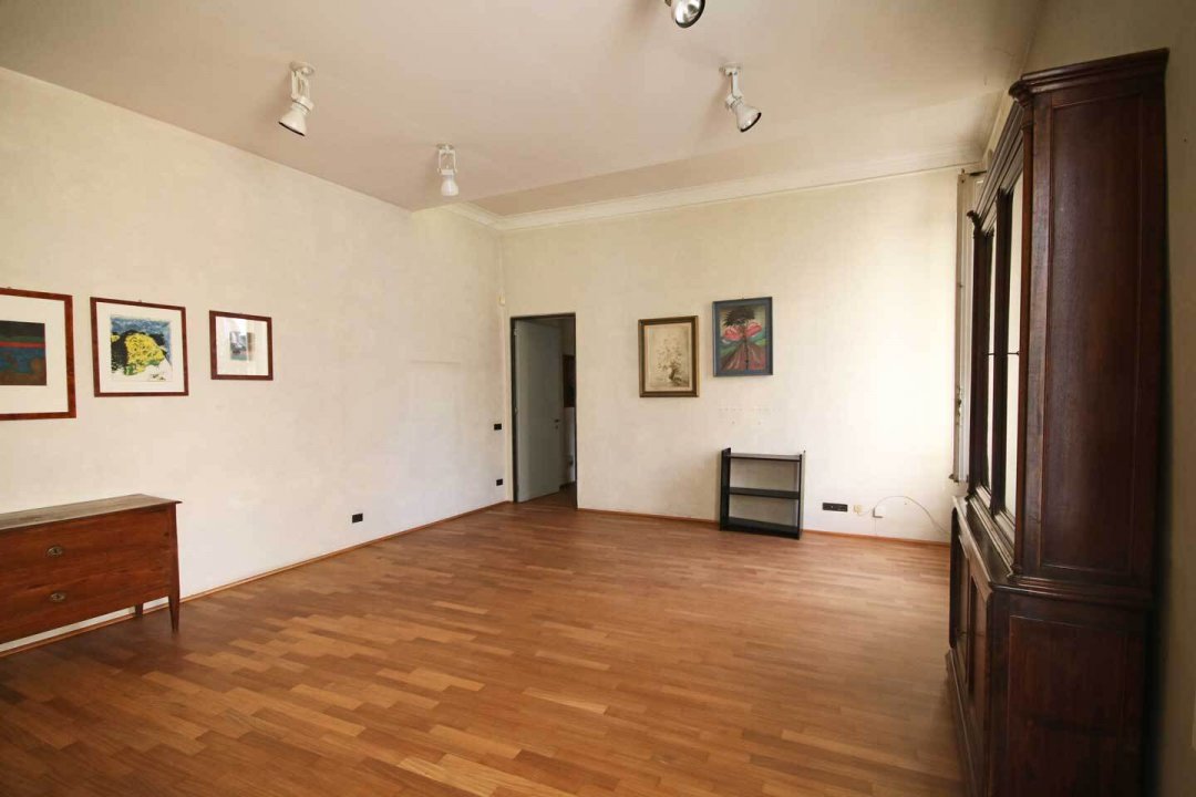 For sale apartment in city Parma Emilia-Romagna foto 15