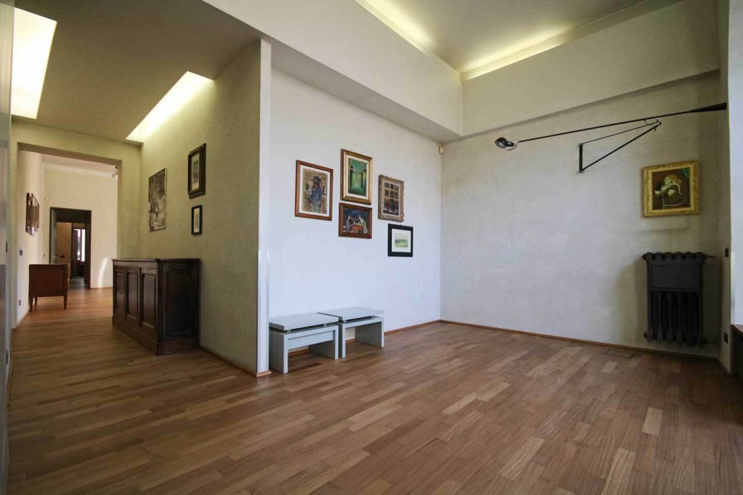 For sale apartment in city Parma Emilia-Romagna foto 11