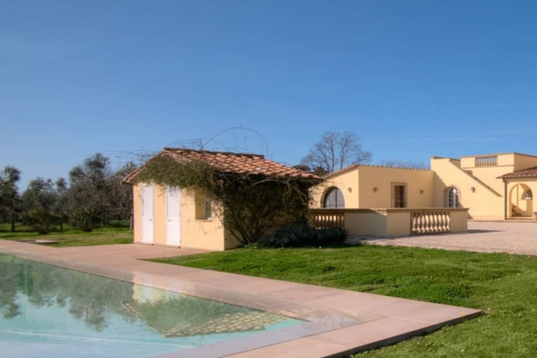 A vendre villa in zone tranquille Cecina Toscana foto 2