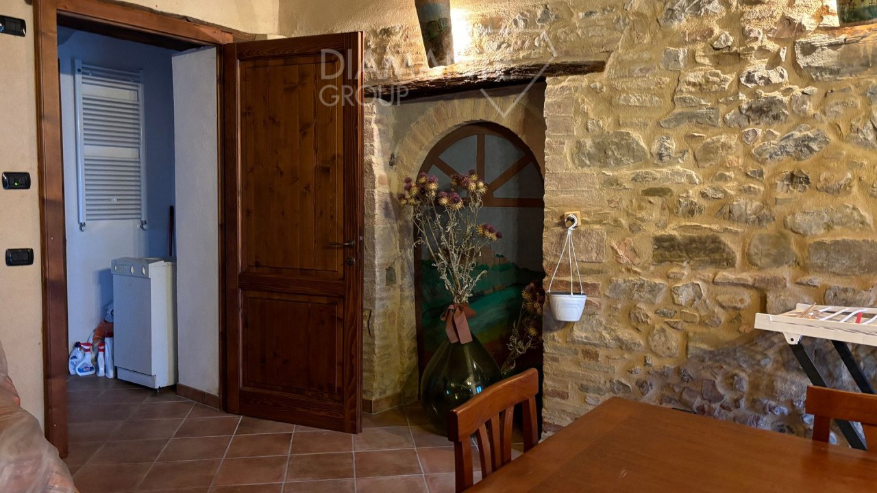 For sale cottage in quiet zone Castel Ritaldi Umbria foto 8