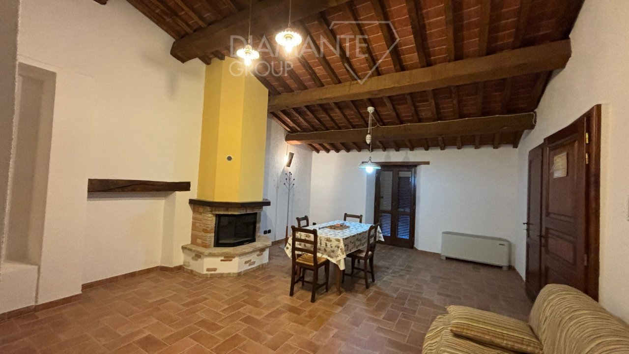 For sale cottage in quiet zone Castel Ritaldi Umbria foto 11