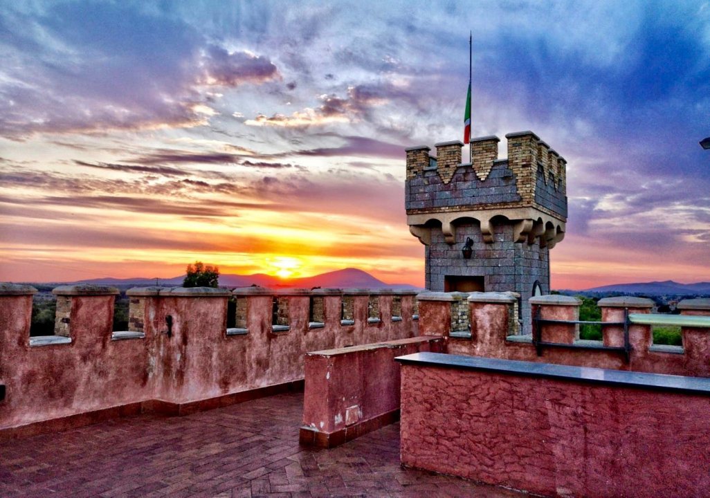 A vendre château in zone tranquille Olmedo Sardegna foto 2
