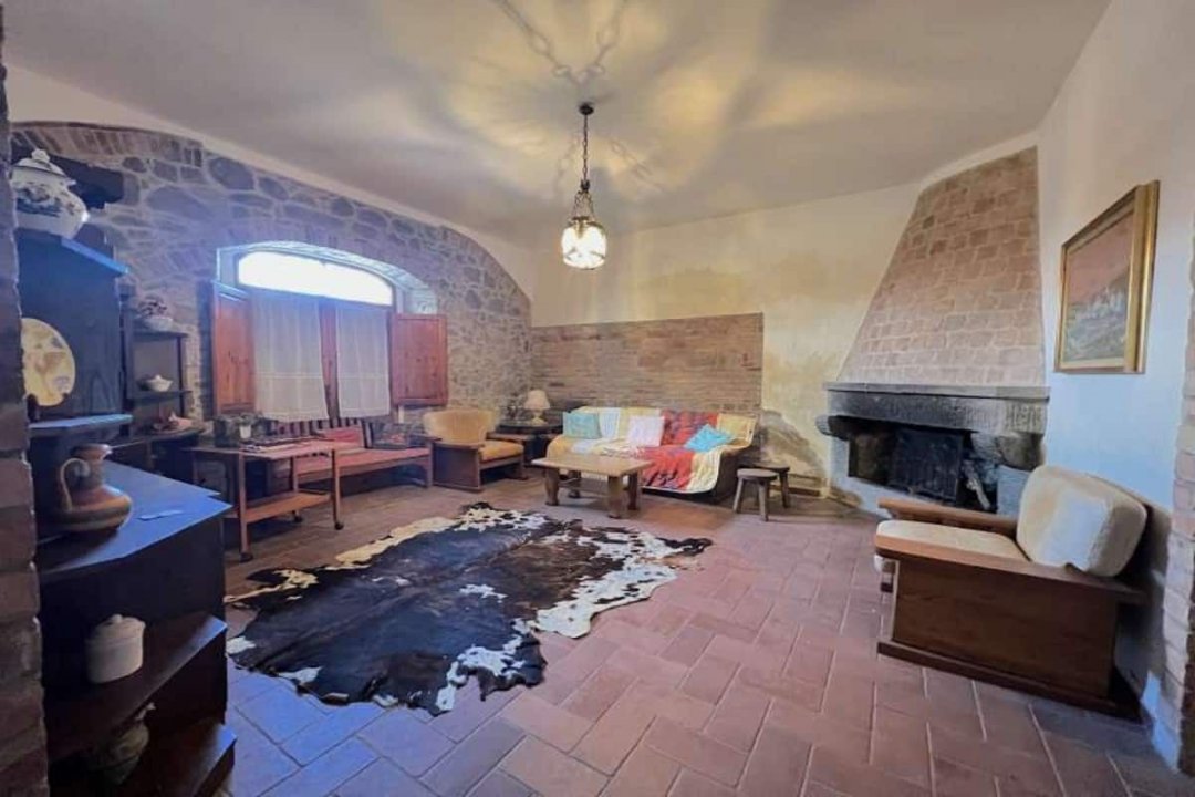 For sale cottage in quiet zone Montecatini Val di Cecina Toscana foto 17