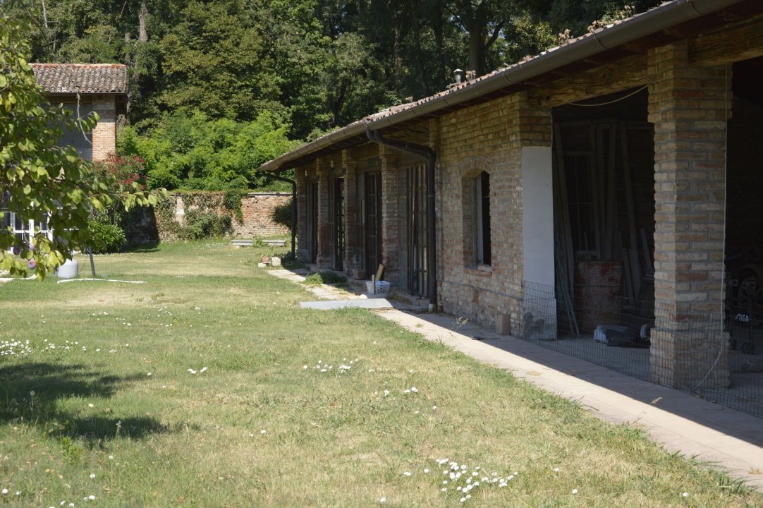 For sale cottage in quiet zone Cremona Lombardia foto 4