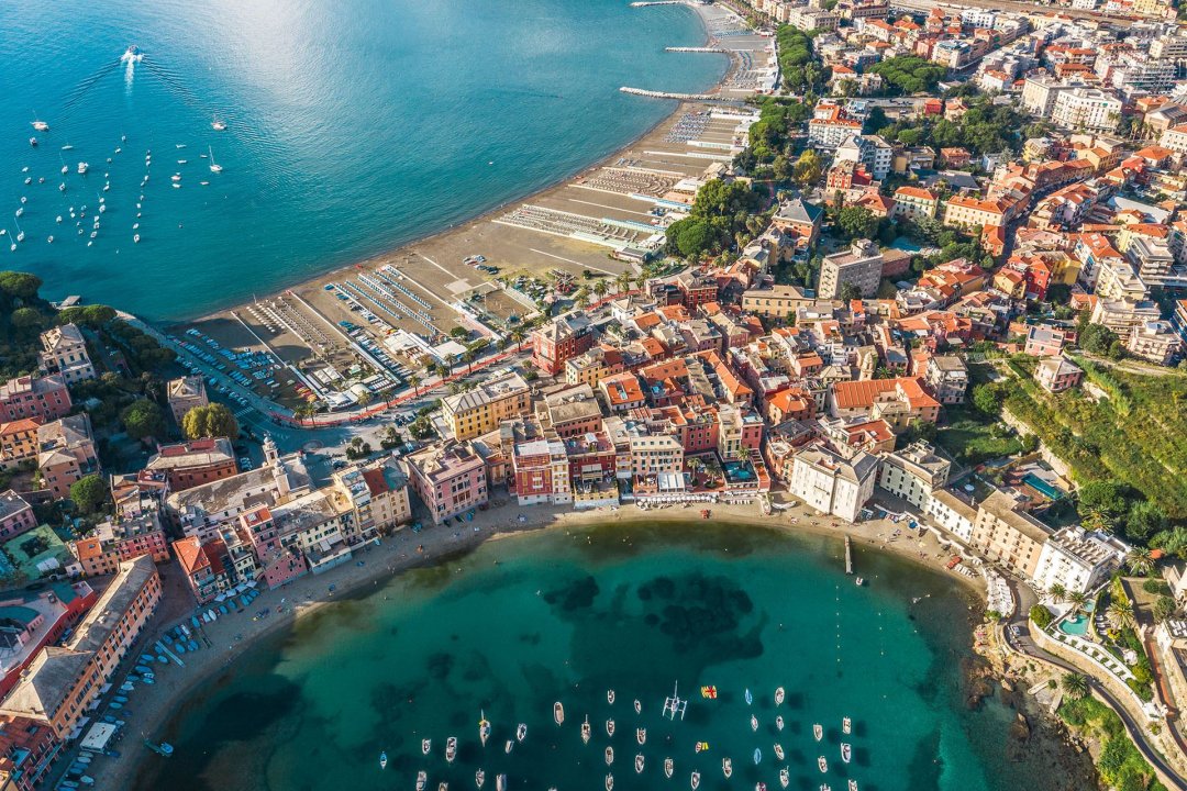 Se vende plano by the mar Sestri Levante Liguria foto 1