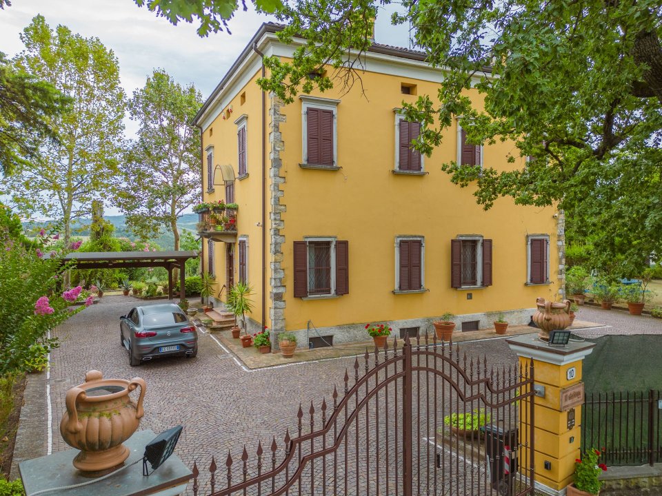 For sale cottage in quiet zone Quattro Castella Emilia-Romagna foto 2