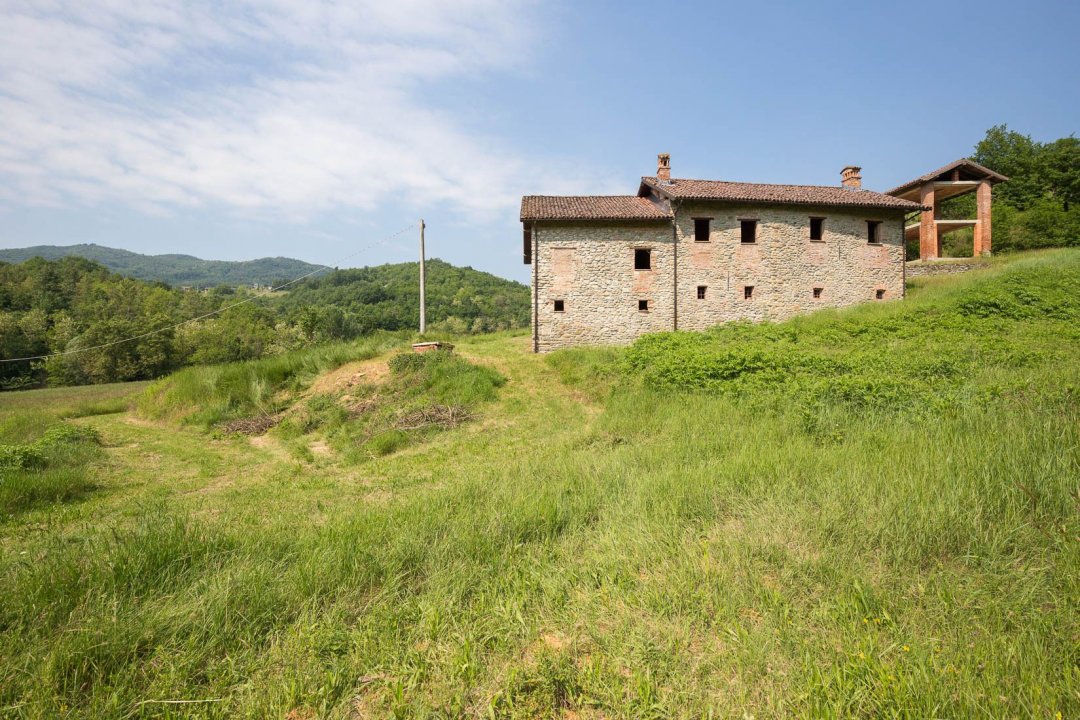 For sale cottage in  Morbello Piemonte foto 1